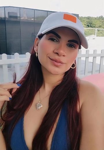 Webcam chat preview — Vickely